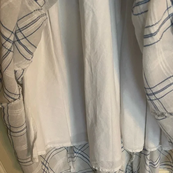 LC Lauren Conrad Gray and White Tie Front Asymmetrical Sundress - Picture 5 of 5